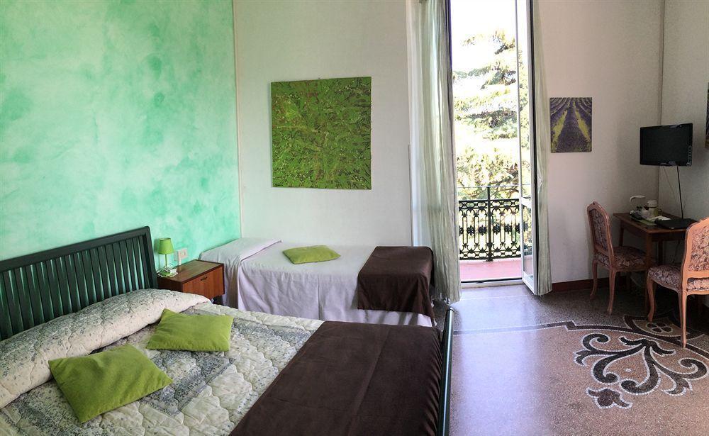 Hotel Ristorante Il Caminetto Diano Marina Zewnętrze zdjęcie
